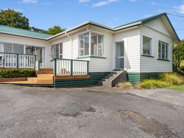 House for rent in Glen Avon, New Plymouth
