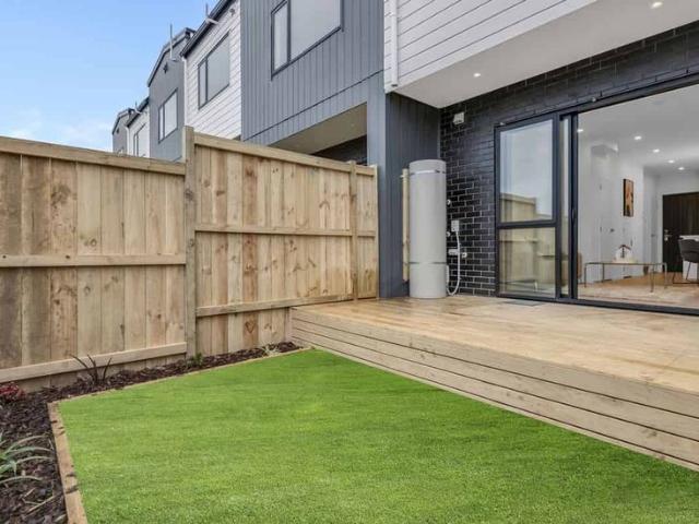 Townhouse for rent in Howick