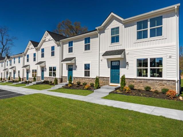 Townhouse for sale in Virginia