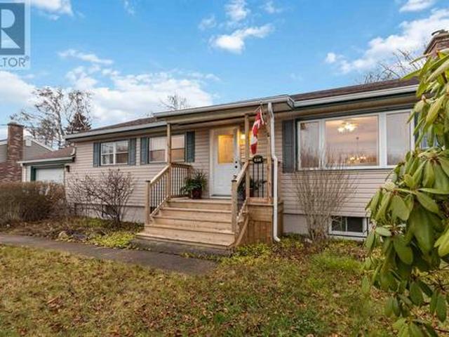 House for sale in Dartmouth, Nova Scotia