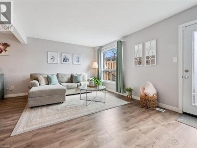Townhouse for sale in Guelph, Ontario