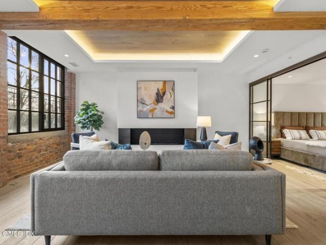 Condo for sale in Westport