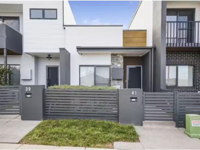 House for rent in Googong, New South Wales