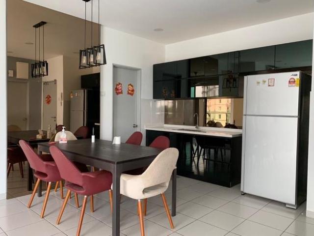 Serviced Residence for sale in Petaling, Damansara Damai