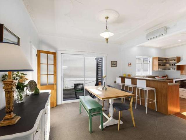 House for sale in Days Bay, Wellington