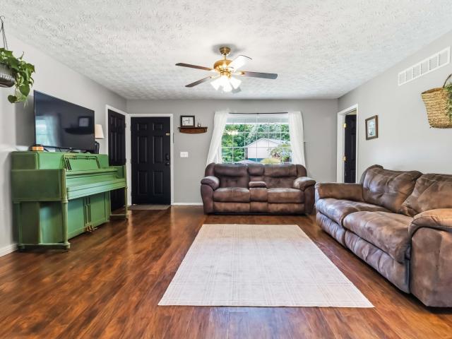 House for sale in Whitley City, Kentucky