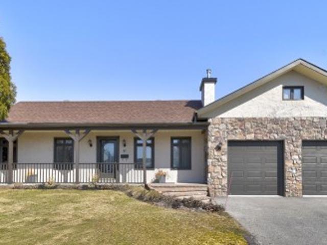 House for sale in Roussillon, Quebec