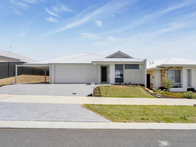 House for sale in Parklands, Western Australia