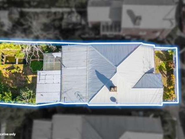 House for sale in Grafton