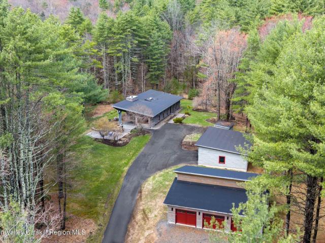 House for sale in Bearsville, New York