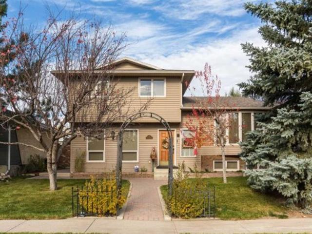 House for sale in Varsity Village, Lethbridge