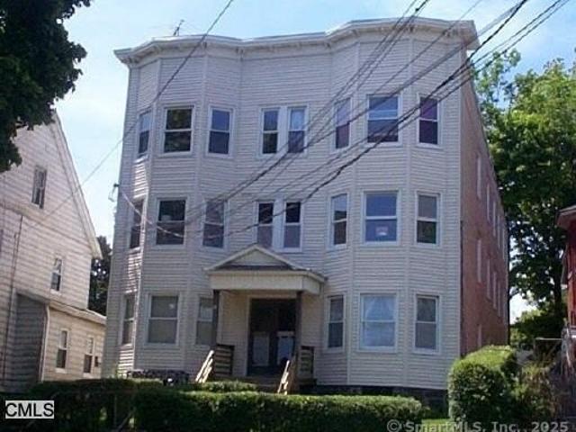 House for sale in Cos Cob, Connecticut