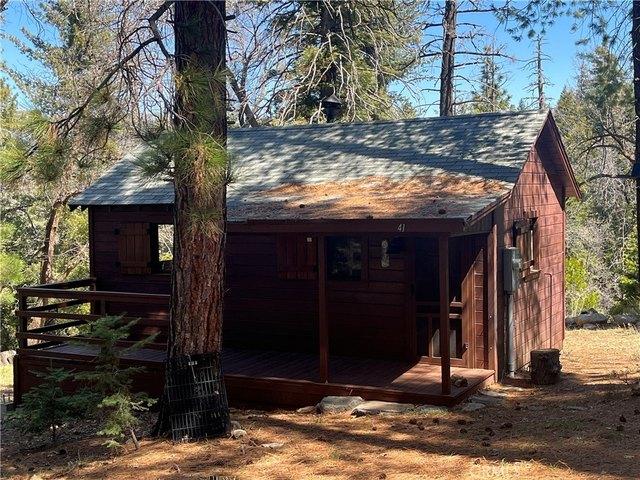 House for sale in Angelus Oaks, California