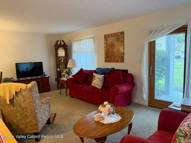 Condo for sale in Bloomington, New York