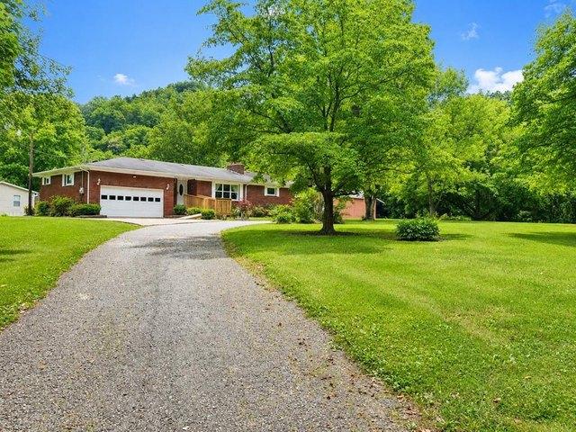 House for sale in Prestonsburg, Kentucky