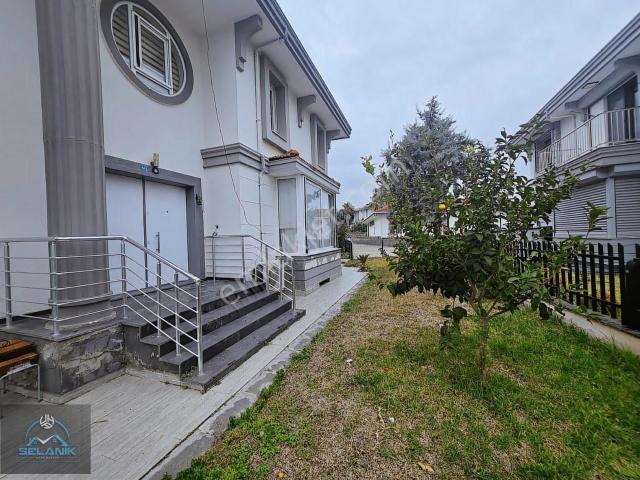 Sariçam, Adana içerisinde satılık Villa