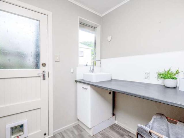 House for sale in Days Bay, Wellington