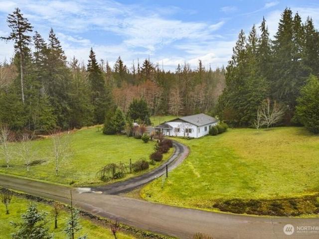 House for sale in Shelton, Washington