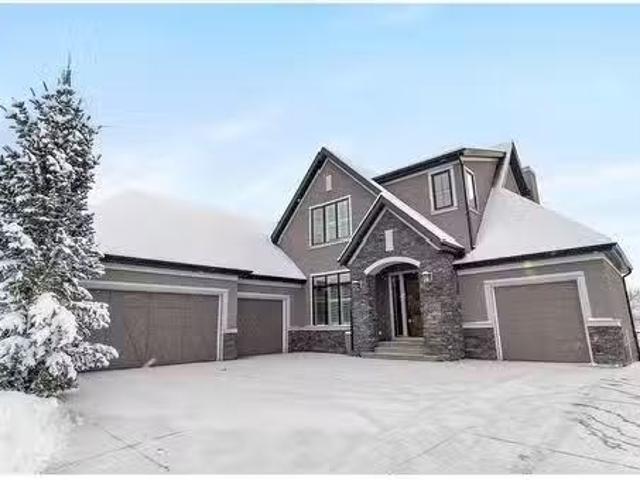 House for sale in Alberta