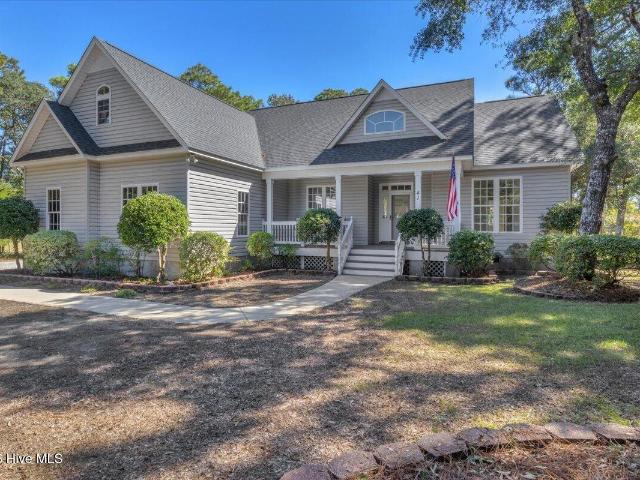 House for sale in Oak Island Estates, Oak Island