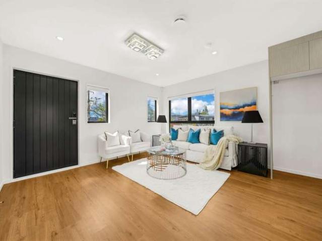 House for sale in New Windsor, Whau