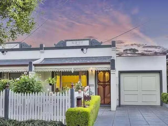 House for rent in Ascot Vale
