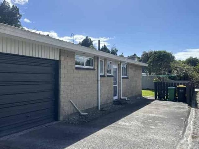 House for rent in Fairdown, West Coast
