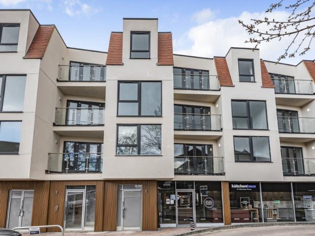 Apartment for rent in Woking, Surrey