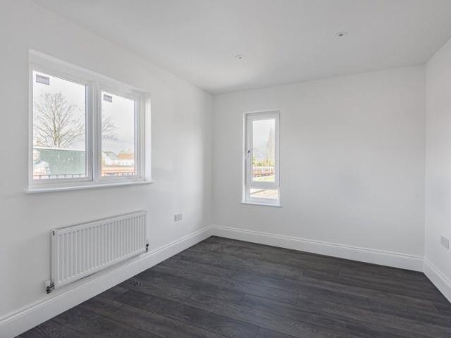 Apartment for rent in Woking, Surrey