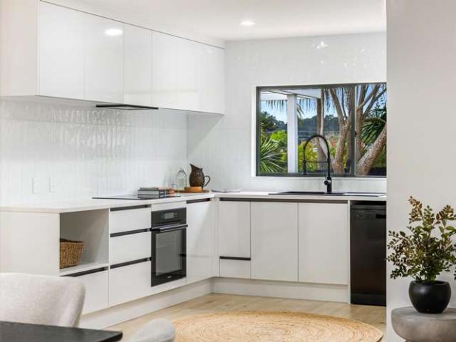 House for sale in Birkdale, Kaipātiki
