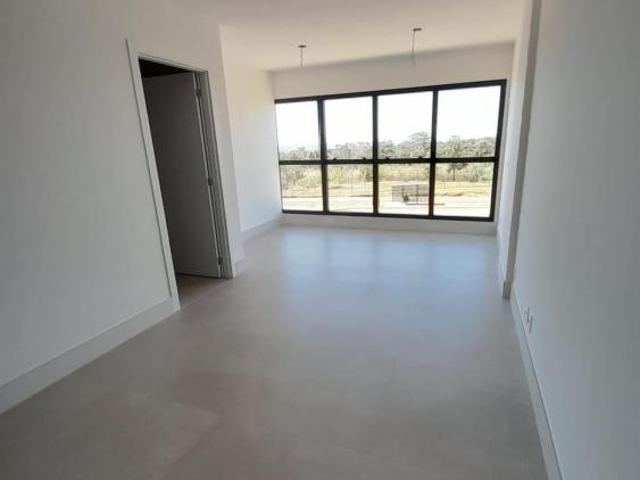 Apartamento venda em Região Geográfica Imediata do Distrito Federal, Região Integrada de Desenvolvimento do Distrito Federal e Entorno