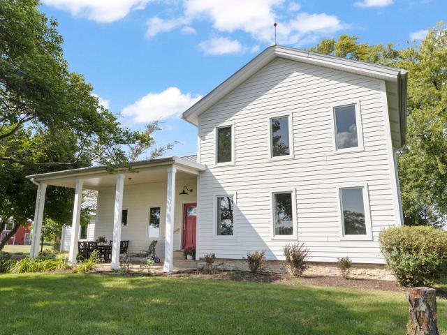 House for sale in North Aurora, Illinois