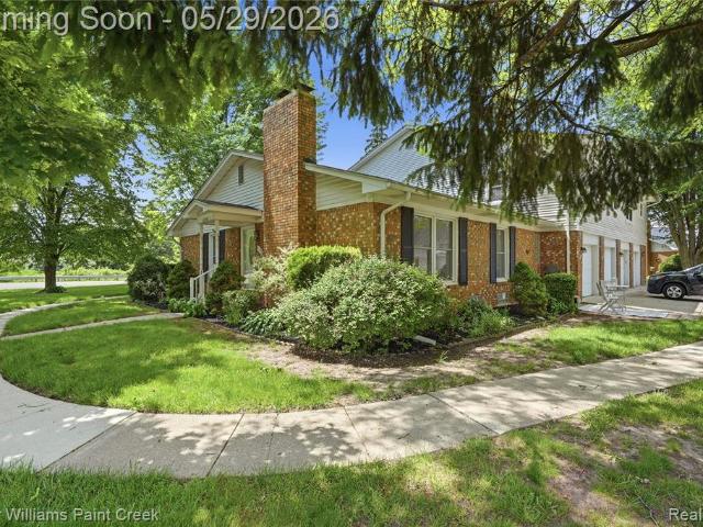Condo for sale in Clinton Township, Michigan