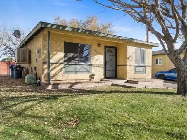House for rent in Pomona
