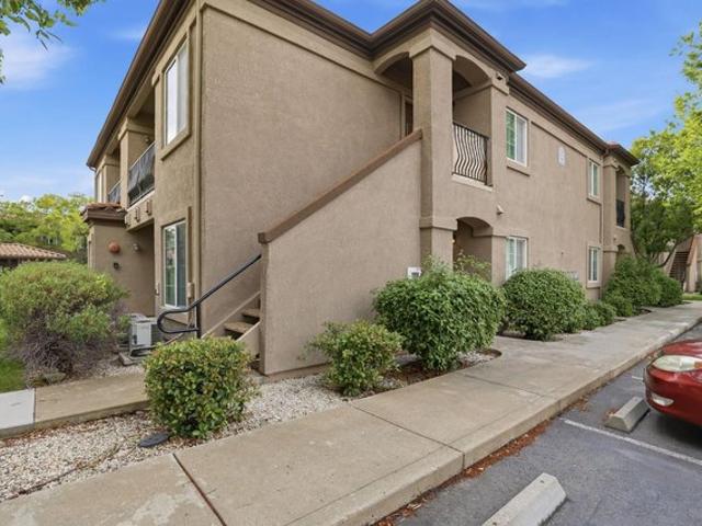 Condo for sale in Sacramento, California