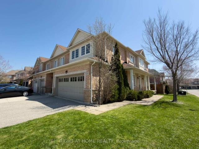 Townhouse for sale in Woburn, Ontario