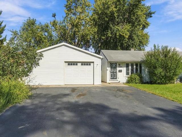 Townhouse for sale in Hometown, Cook County