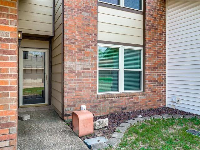 Townhouse for sale in Denton, Texas