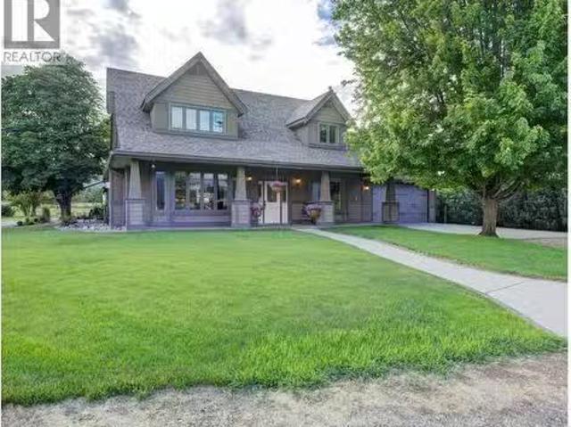 House for sale in Spallumcheen, British Columbia