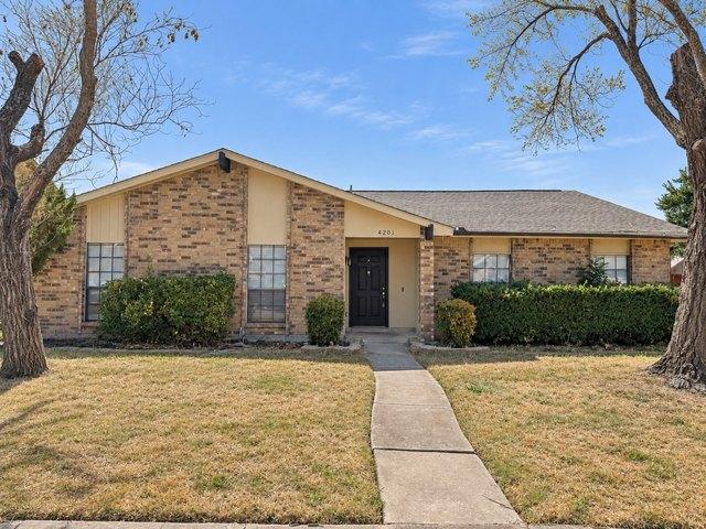 House for sale in Denton, Texas