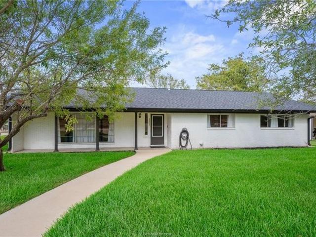 House for sale in Bryan, Brazos County