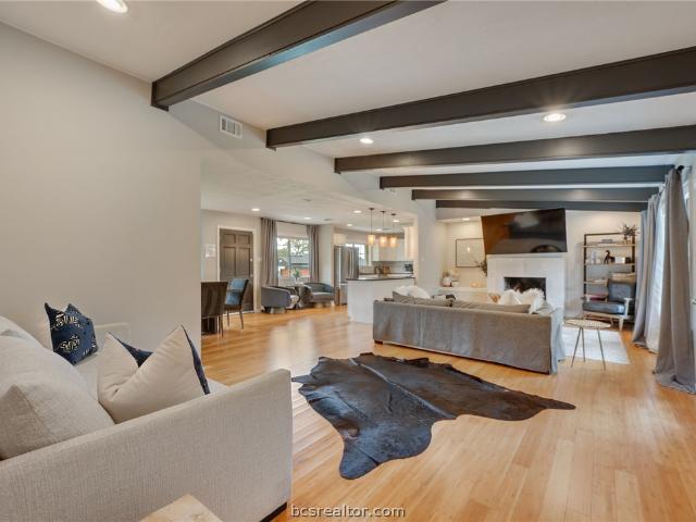 House for sale in Bryan, Brazos County