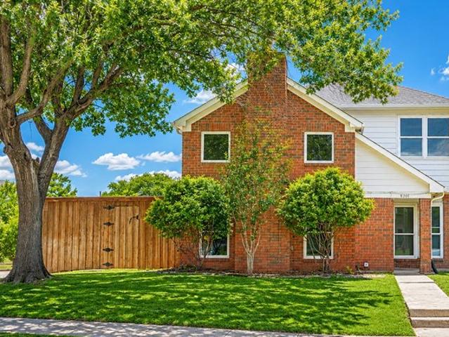 House for sale in Carrollton, Texas
