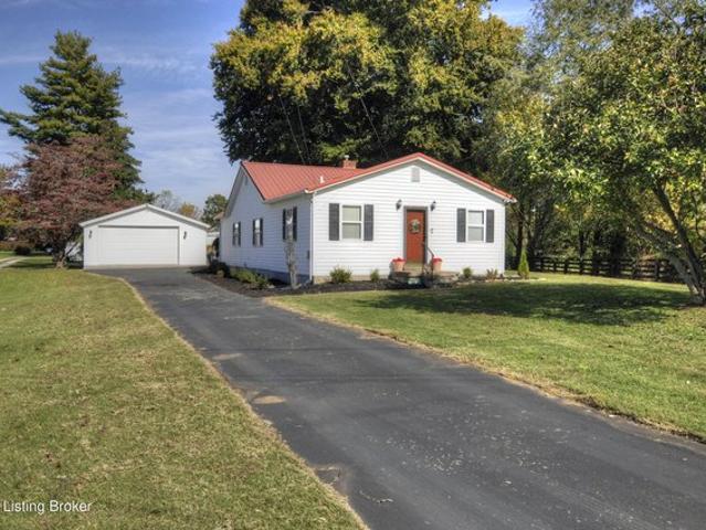 House for sale in Louisville, Jefferson County