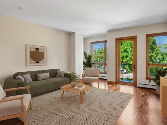 Condo for sale in Hennepin, Minnesota