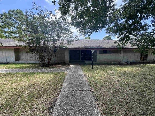 House for sale in Jefferson, Texas