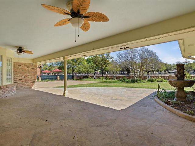 House for sale in Benbrook, Texas