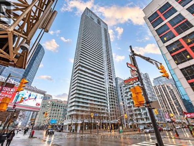 Condo for sale in Spadina—Fort York, Toronto