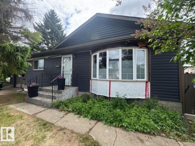 House for sale in Wedgewood, Alberta