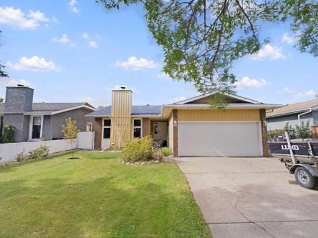 House for sale in Rolly View, Alberta